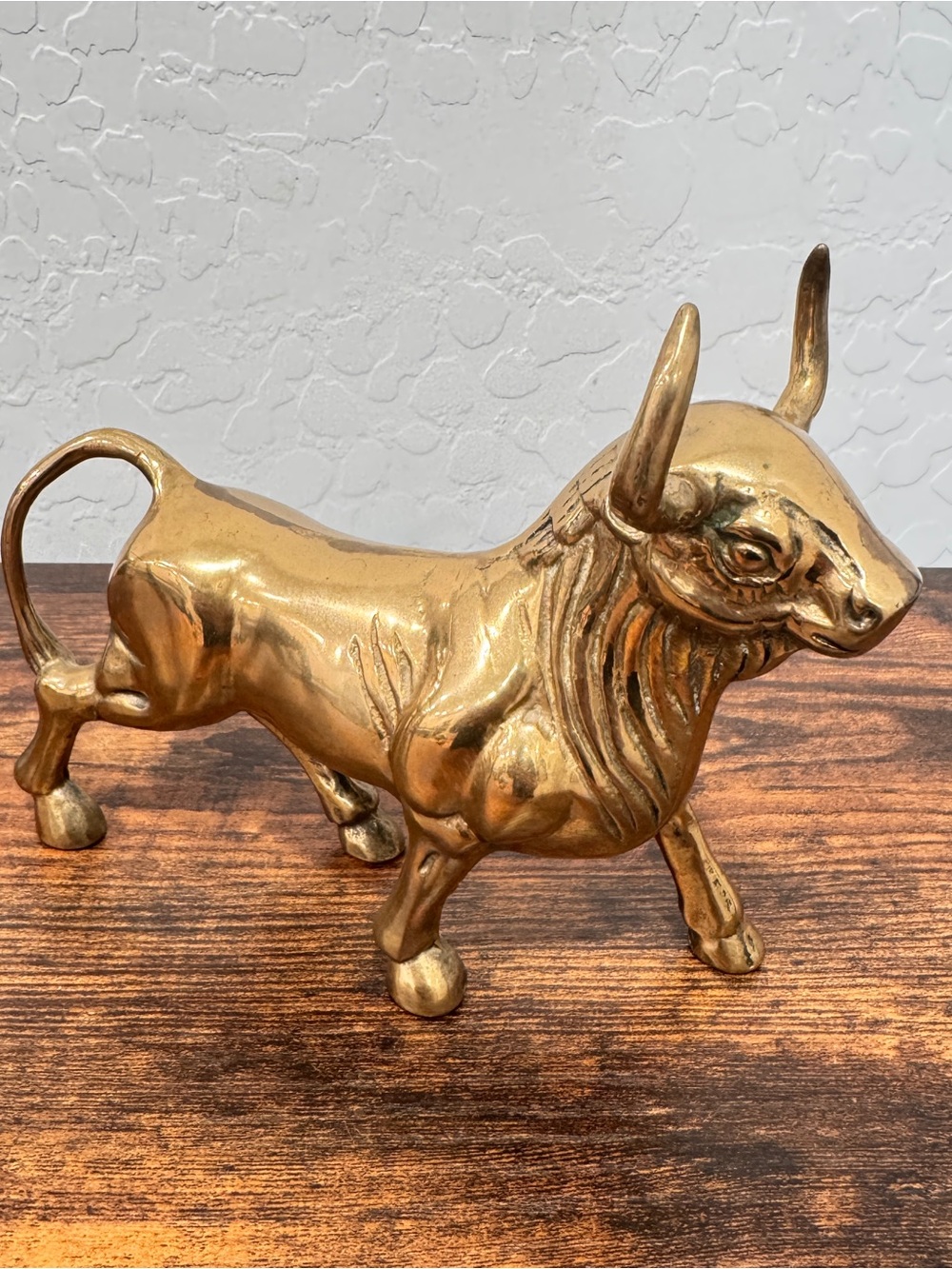 Vintage Brass Bull Figurine Gold Toned Statue 7” Long Mid Century Modern